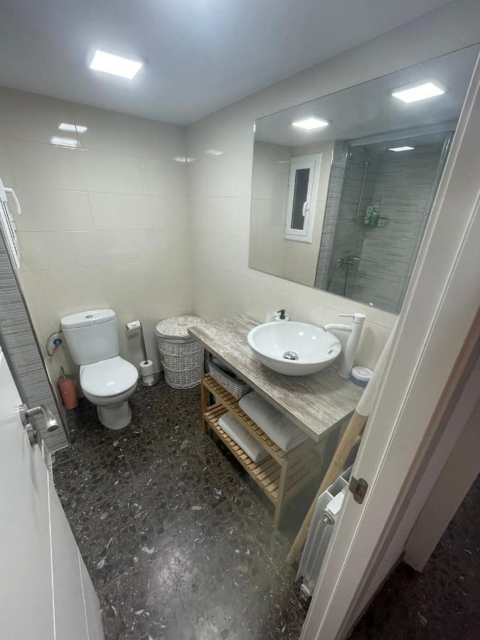 Family-Friendly Home In Central Barcelona 4Bdr Kültér fotó